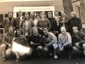 35.kursus i 1992. Det er Patrick Holmstrom nummer tre fra venstre i foreste række.